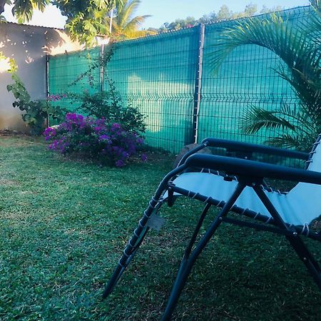 Habitation Baliache - Maison Creole Avec Jardin Privatif, Plage A 200M Deshaies Kültér fotó
