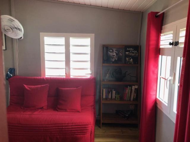 Habitation Baliache - Maison Creole Avec Jardin Privatif, Plage A 200M Deshaies Kültér fotó