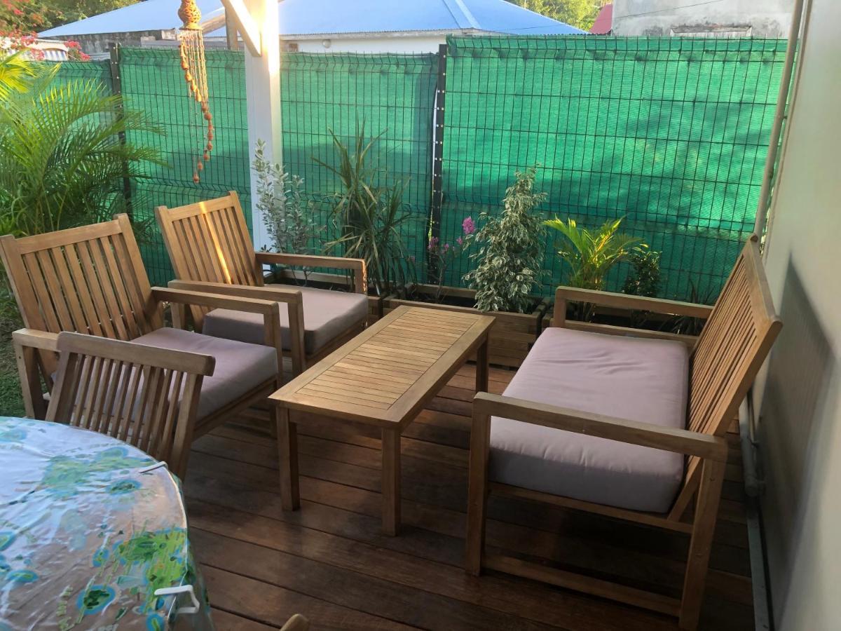 Habitation Baliache - Maison Creole Avec Jardin Privatif, Plage A 200M Deshaies Kültér fotó