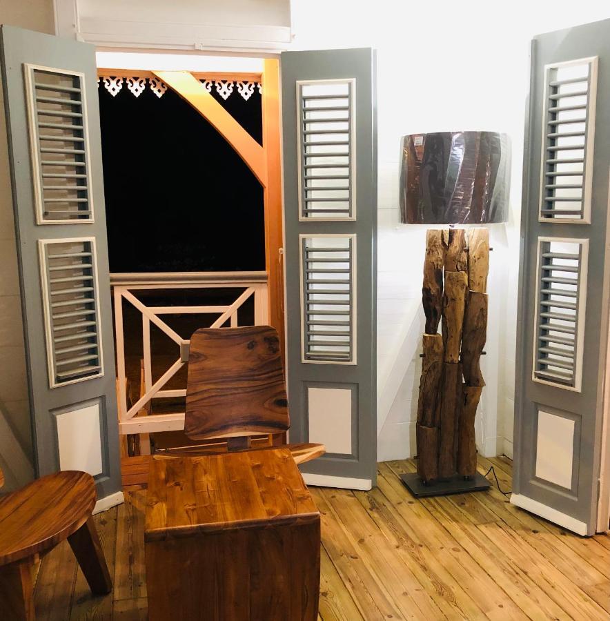 Habitation Baliache - Maison Creole Avec Jardin Privatif, Plage A 200M Deshaies Kültér fotó